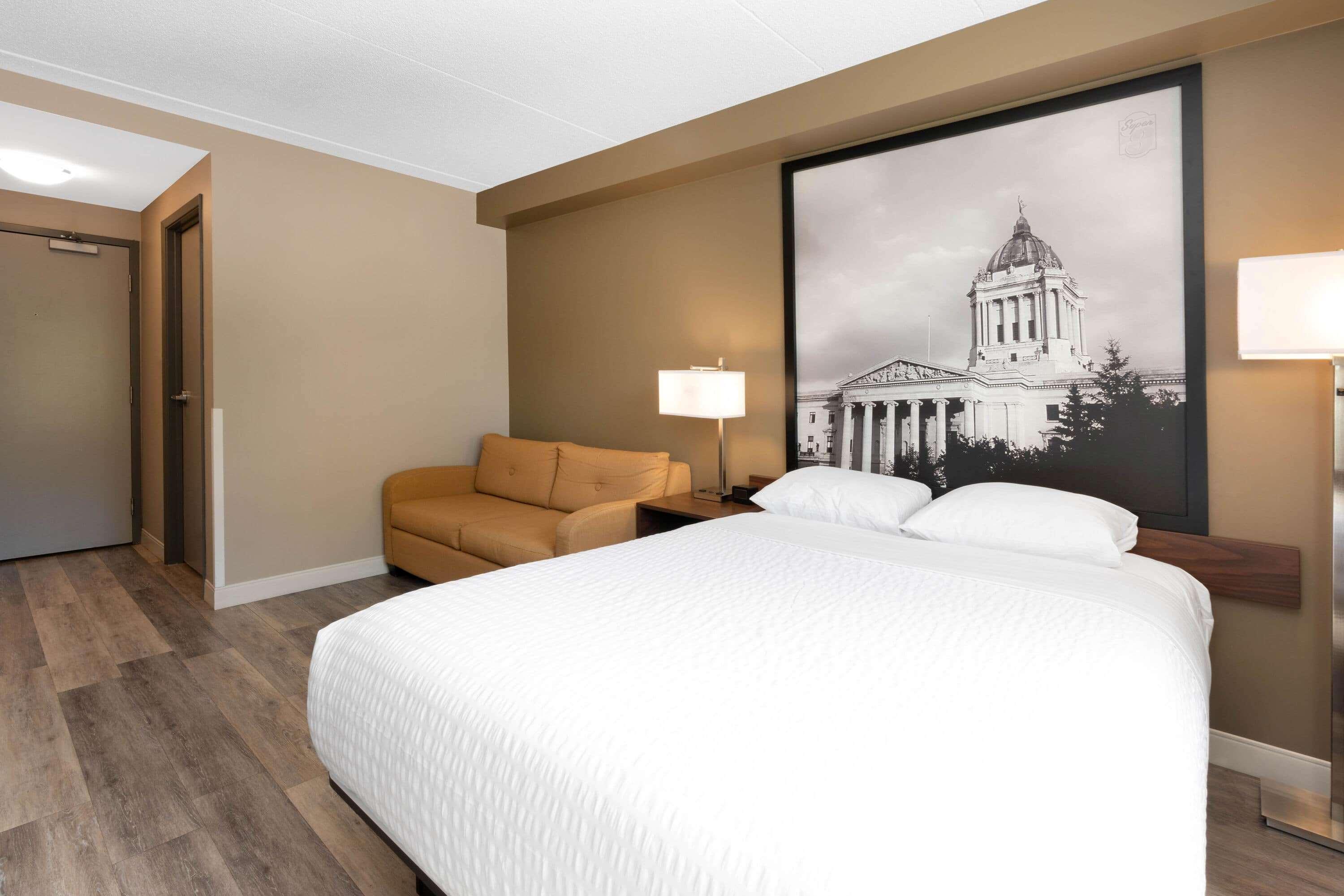 Super 8 By Wyndham Winnipeg West المظهر الخارجي الصورة