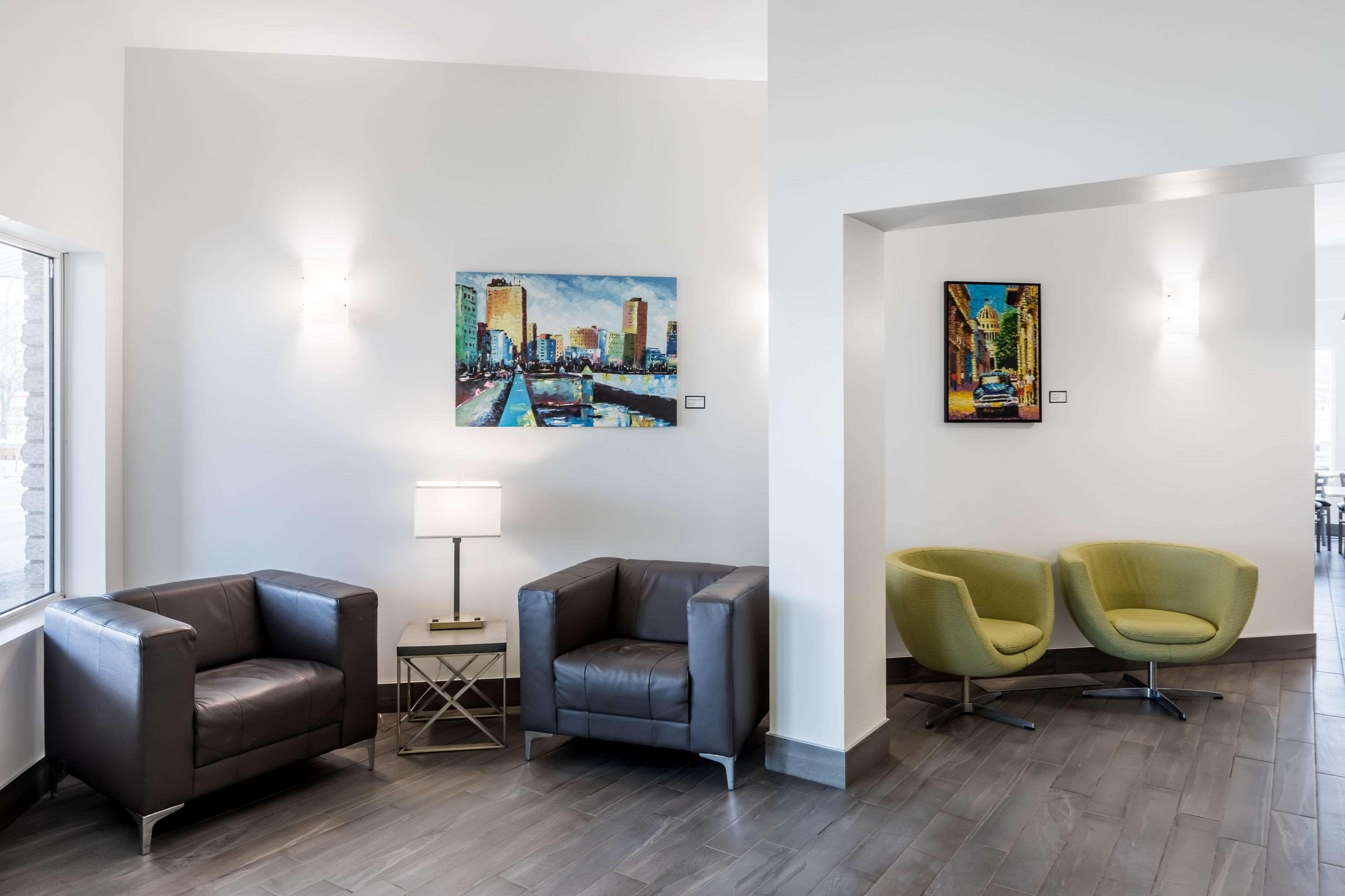 Super 8 By Wyndham Winnipeg West المظهر الخارجي الصورة